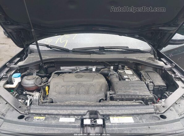 3VV8B7AX8RM033017 2024 VOLKSWAGEN TIGUAN Black Հետևի տեսք