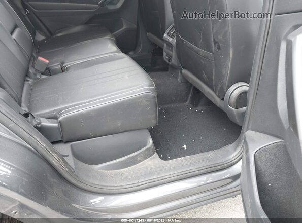 3VV8B7AX8RM060637 2024 VOLKSWAGEN TIGUAN Gray Вид наклейки з VIN-кодом