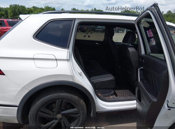 3VV8B7AX8RM193558 2024 VOLKSWAGEN TIGUAN White VIN կոդի պիտակի տեսք