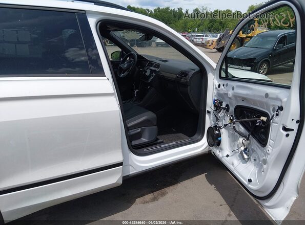 3VV8B7AX8RM193558 2024 VOLKSWAGEN TIGUAN White Սալոնի դիմացի տեսք