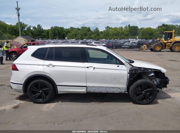 3VV8B7AX8RM193558 2024 VOLKSWAGEN TIGUAN White Սալոնի 360 աստիճան տեսք