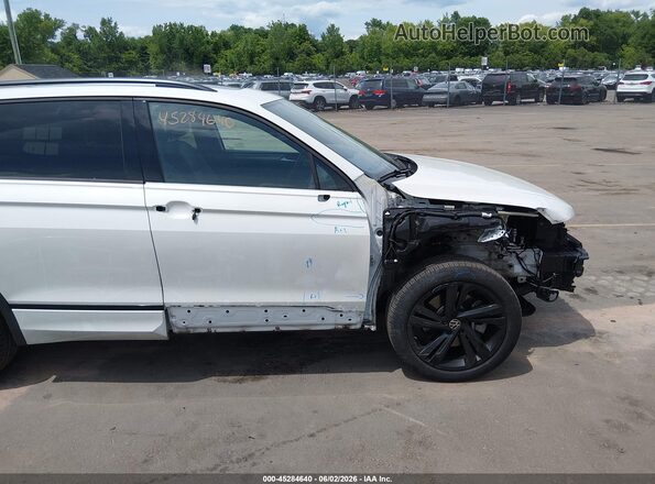 3VV8B7AX8RM193558 2024 VOLKSWAGEN TIGUAN White 