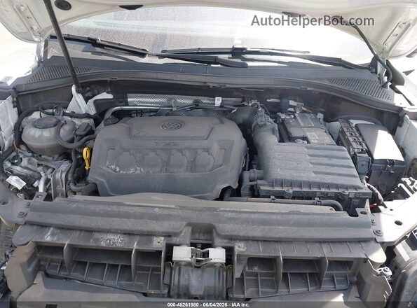 3VV8B7AX9NM114893 2022 VOLKSWAGEN TIGUAN White Vista trasera