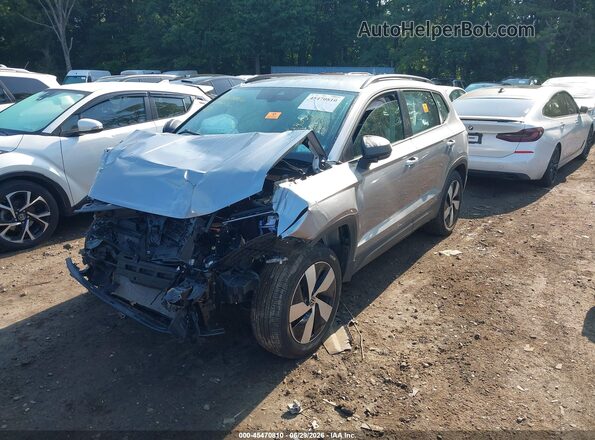 3VV8C7B29SM006396 2025 VOLKSWAGEN TAOS Silver წინა მარცხენა ხედი სამი მეოთხედიდან
