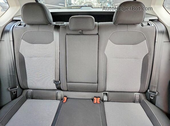 3VV8X7B23RM112177 2024 VOLKSWAGEN TAOS Серебряный 