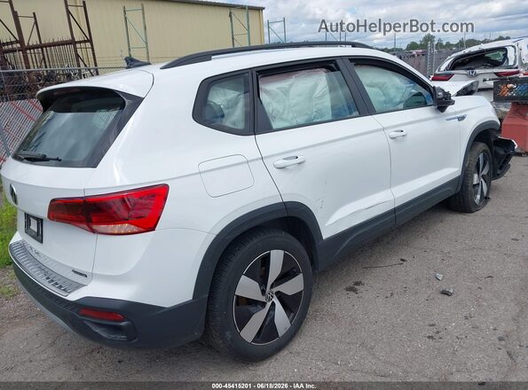 3VV8X7B25RM085399 2024 VOLKSWAGEN TAOS Белый Задняя правая четверть