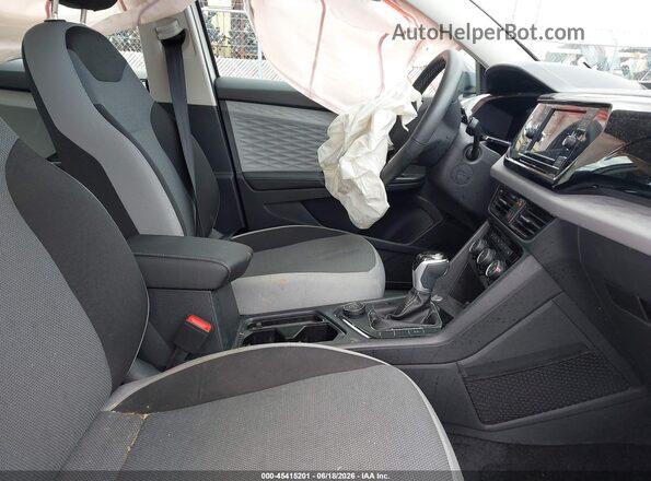 3VV8X7B25RM085399 2024 VOLKSWAGEN TAOS Белый Вид салона спереди
