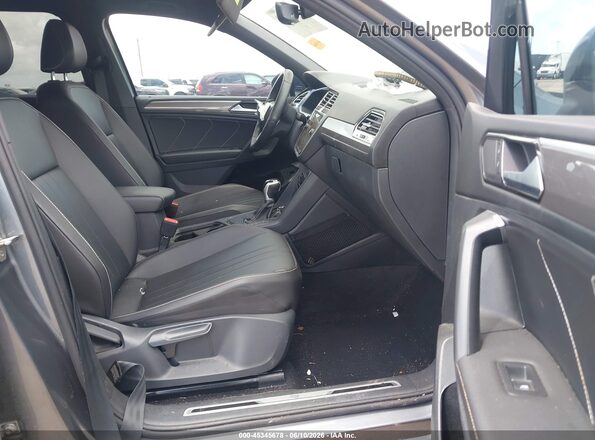 3VVCB7AX4NM063510 2022 VOLKSWAGEN TIGUAN Gray Սալոնի դիմացի տեսք