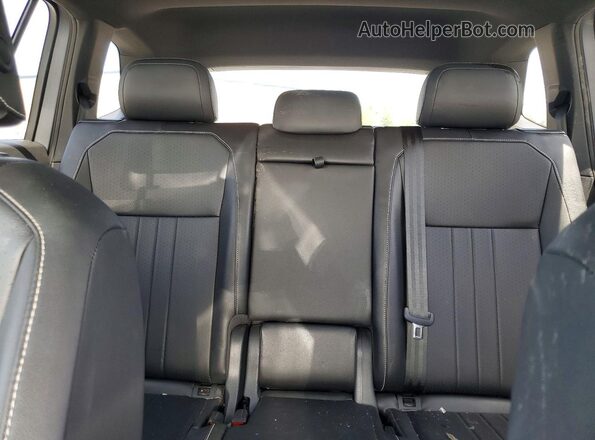 3VVCB7AX5RM065109 2024 VOLKSWAGEN TIGUAN Silver Հետևի նստատեղերի տեսք