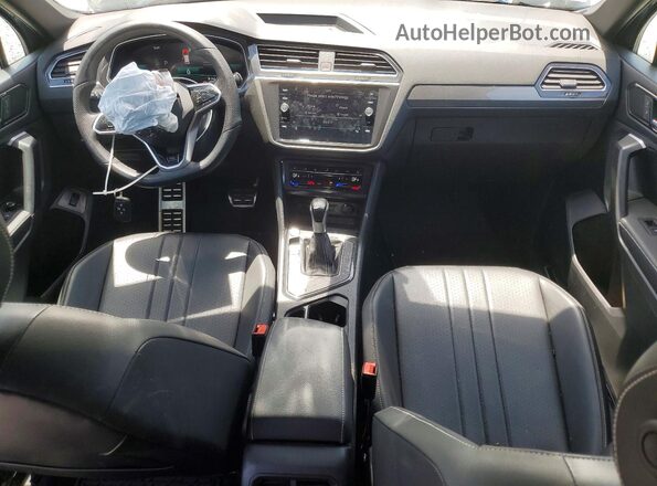 3VVCB7AX5RM065109 2024 VOLKSWAGEN TIGUAN Silver Առջևի վահանակի տեսք