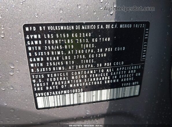 3VVCB7AX6PM010830 2023 VOLKSWAGEN TIGUAN Silver Vista del compartimento del motor