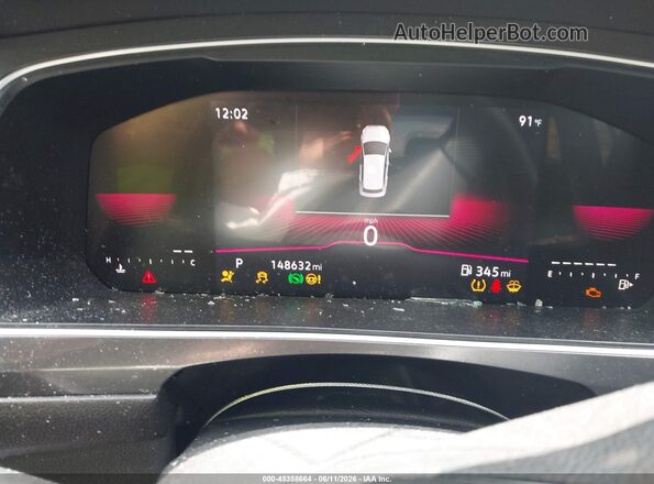 3VVCB7AX9PM127804 2023 VOLKSWAGEN TIGUAN Серебряный Вид задних сидений