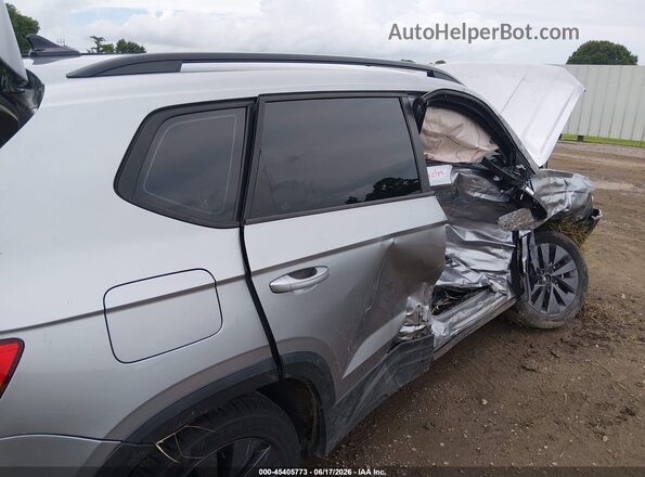 3VVCX7B2XPM320855 2023 VOLKSWAGEN TAOS Silver Դիմացի տեսք