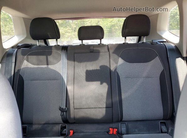 3VVDX7B20PM353853 2023 VOLKSWAGEN TAOS Gray უკანა სავარძლების ხედი