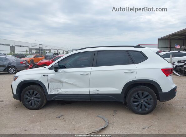 3VVDX7B24NM046909 2022 VOLKSWAGEN TAOS White Vista interior de 360 grados
