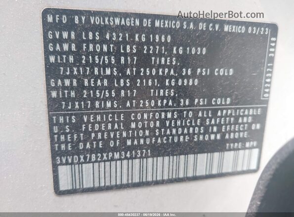 3VVDX7B2XPM341371 2023 VOLKSWAGEN TAOS Белый Вид подкапотного пространства