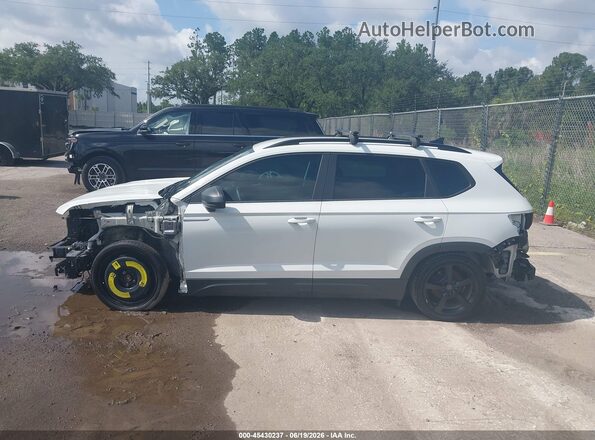 3VVDX7B2XPM341371 2023 VOLKSWAGEN TAOS Белый Панорамный вид салона 360°
