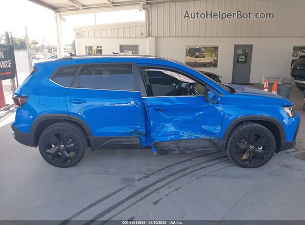 3VVEC7B22TM036392 2026 VOLKSWAGEN TAOS Blue Widok wnętrza z tyłu