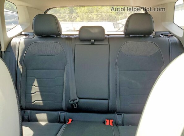 3VVEC7B23TM004891 2026 VOLKSWAGEN TAOS Gray Vista de los asientos traseros