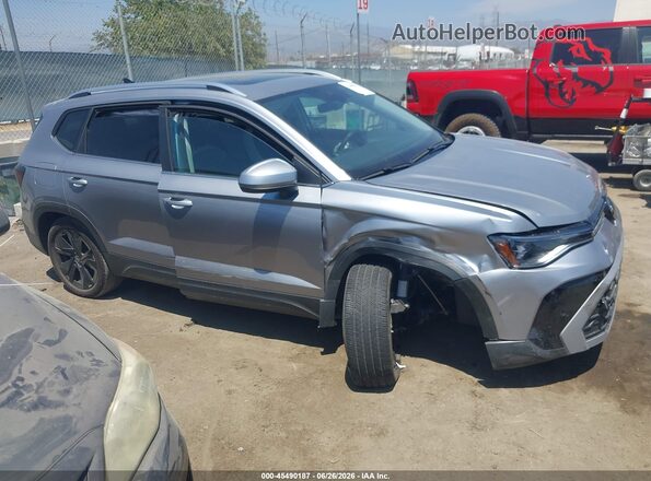 3VVEC7B25SM085715 2025 VOLKSWAGEN TAOS Silver Vista interior trasera
