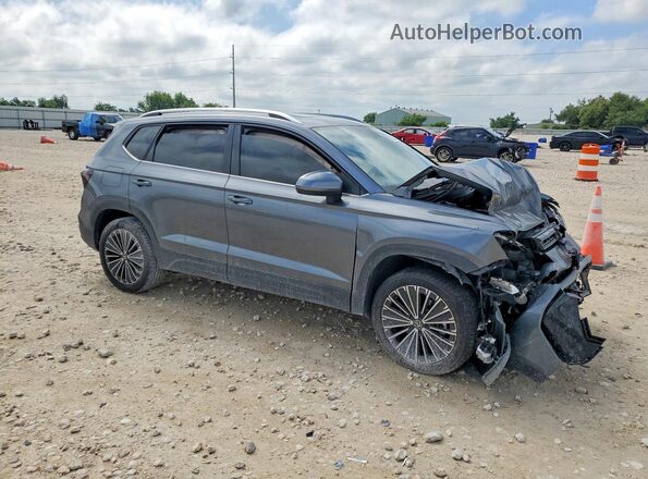 3VVEC7B29SM007258 2025 VOLKSWAGEN TAOS Серый Передняя правая четверть