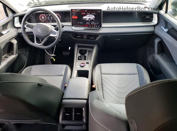 3VVER7RM5TM060904 2026 VOLKSWAGEN TIGUAN Gray Vista del salpicadero