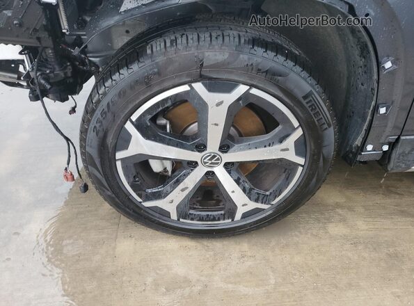 3VVER7RM6TM038989 2026 VOLKSWAGEN TIGUAN Gray Widok wnętrza 360 stopni