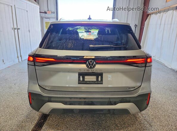 3VVER7RM7TM070608 2026 VOLKSWAGEN TIGUAN Silver 
