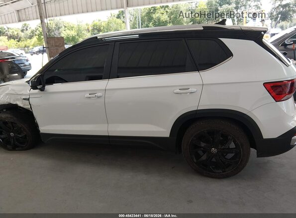 3VVEX7B21PM373940 2023 VOLKSWAGEN TAOS White 