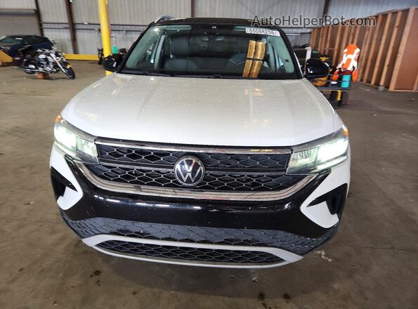 3VVEX7B22PM373221 2023 VOLKSWAGEN TAOS White Front view