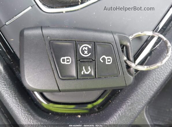 3VVEX7B22RM106583 2024 VOLKSWAGEN TAOS Blue Vista del salpicadero