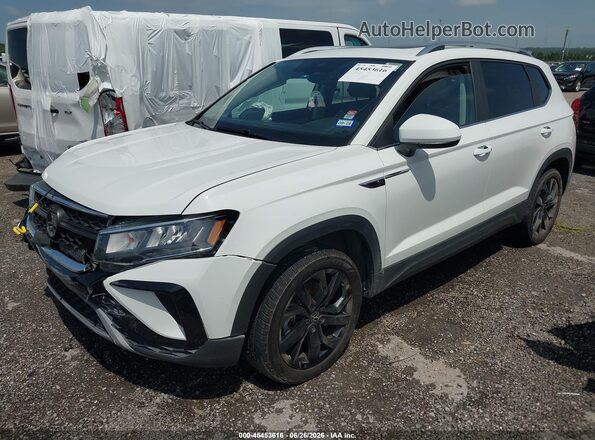 3VVEX7B26PM346779 2023 VOLKSWAGEN TAOS Белый Передняя левая четверть