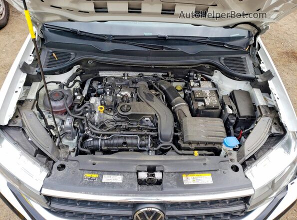 3VVEX7B29RM065370 2024 VOLKSWAGEN TAOS White 