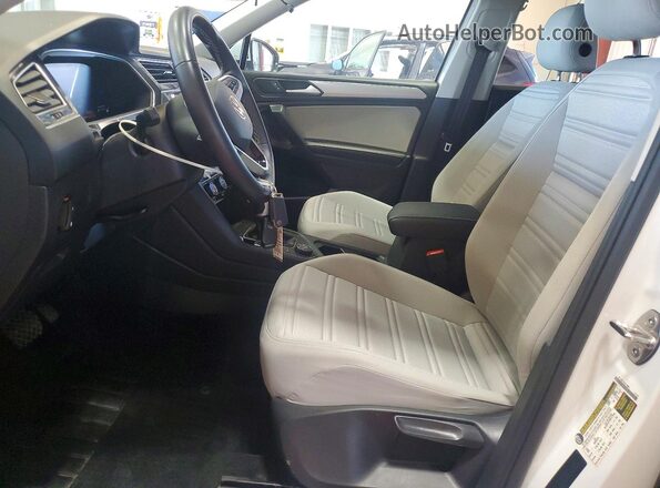 3VVFB7AX0RM136455 2024 VOLKSWAGEN TIGUAN White 