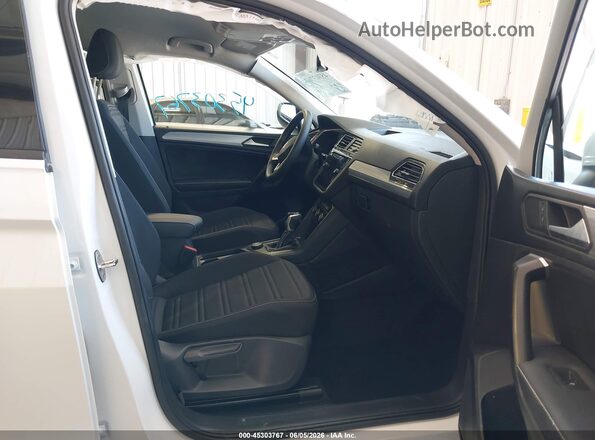 3VVFB7AX0RM165342 2024 VOLKSWAGEN TIGUAN White Սալոնի դիմացի տեսք