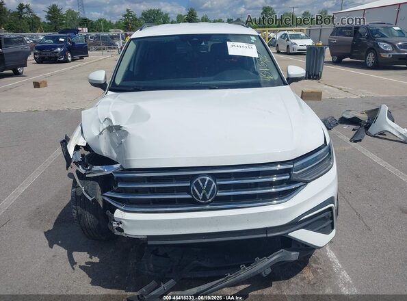 3VVFB7AX7RM021870 2024 VOLKSWAGEN TIGUAN White Widok wnętrza z tyłu