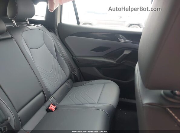 3VVGR7RM6TM049337 2026 VOLKSWAGEN TIGUAN Cream 