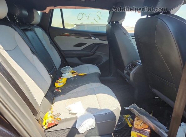 3VVGR7RM9SM063246 2025 VOLKSWAGEN TIGUAN Black Հետևի նստատեղերի տեսք