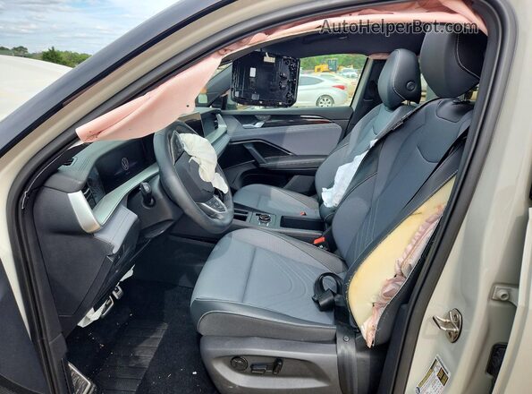 3VVHR7RM4TM021699 2026 VOLKSWAGEN TIGUAN White 