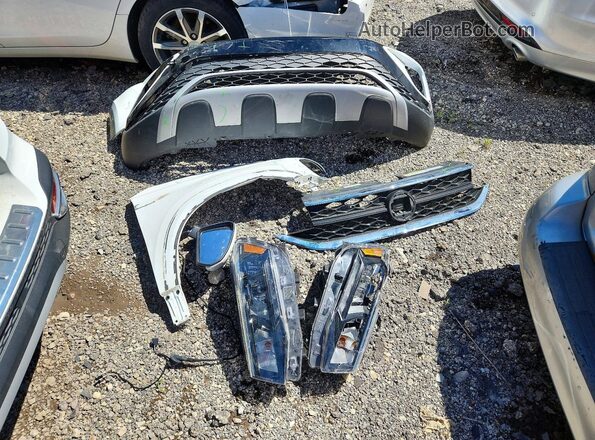 3VVLX7B22NM063221 2022 VOLKSWAGEN TAOS White Vista del compartimento del motor