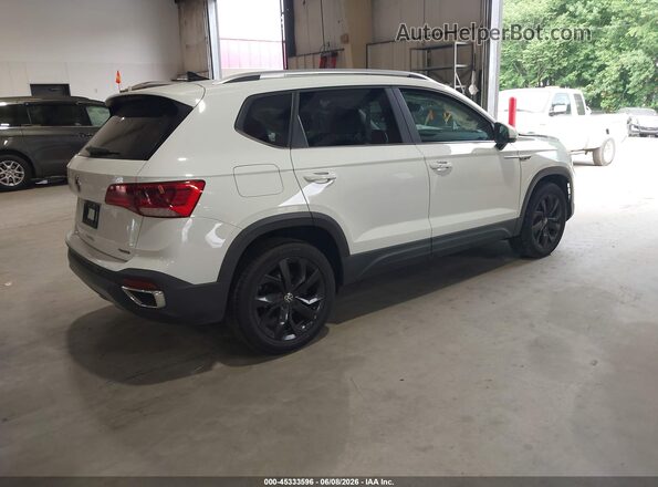 3VVLX7B28NM096689 2022 VOLKSWAGEN TAOS White Tył prawy