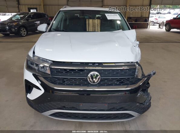 3VVLX7B28NM096689 2022 VOLKSWAGEN TAOS White Widok z przodu
