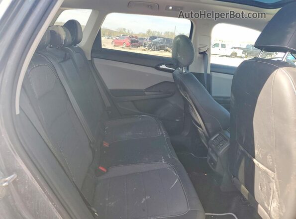 3VVLX7B2XNM090196 2022 VOLKSWAGEN TAOS Gray Vista interior trasera