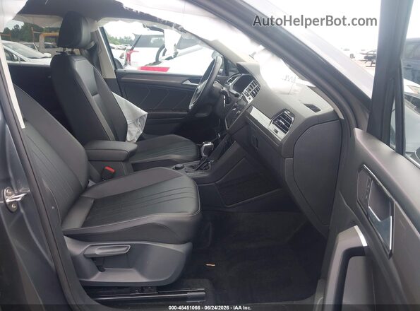3VVMB7AX0RM056676 2024 VOLKSWAGEN TIGUAN Gray Вид салону спереду