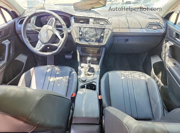 3VVMB7AX1RM011228 2024 VOLKSWAGEN TIGUAN Gray 