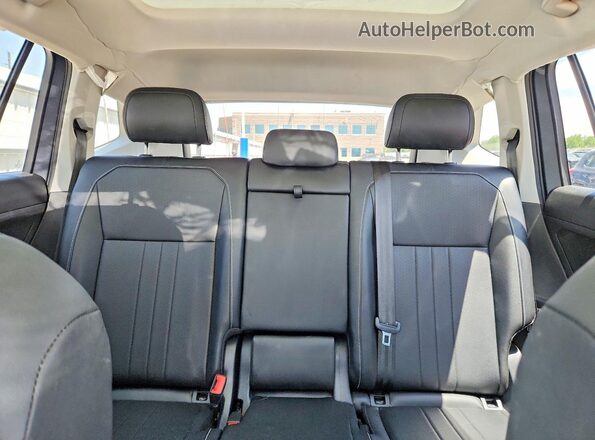 3VVMB7AX1RM011228 2024 VOLKSWAGEN TIGUAN Gray 