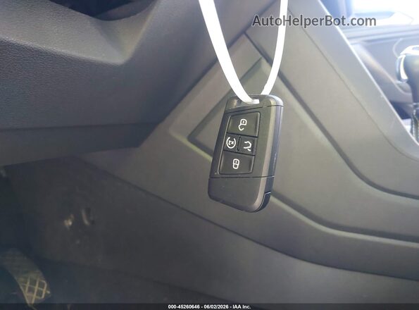 3VVMB7AX1RM108722 2024 VOLKSWAGEN TIGUAN Gray Dashboard view