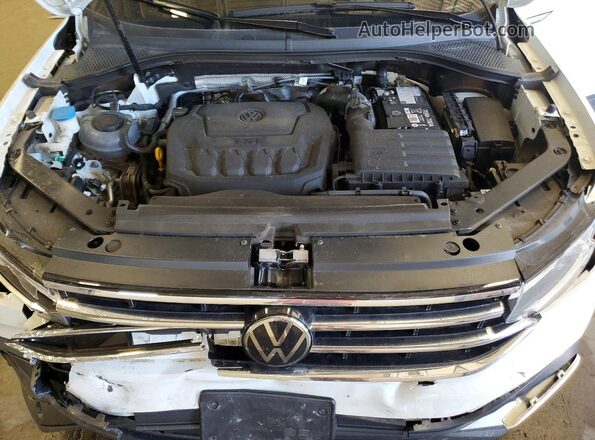 3VVMB7AX2RM063029 2024 VOLKSWAGEN TIGUAN White Engine compartment view