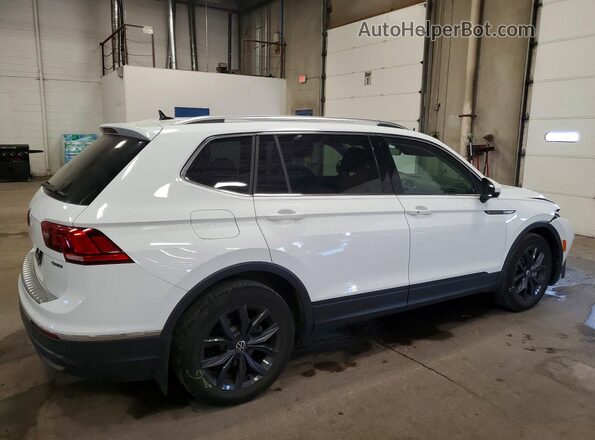 3VVMB7AX2RM063029 2024 VOLKSWAGEN TIGUAN White Rear right