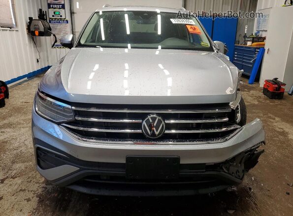3VVMB7AX5RM021826 2024 VOLKSWAGEN TIGUAN Silver Widok z przodu